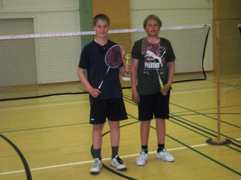 Junioreiden 2-pelaajat Jouni Väkiparta ja Kalle Elfving (31.5.2011)